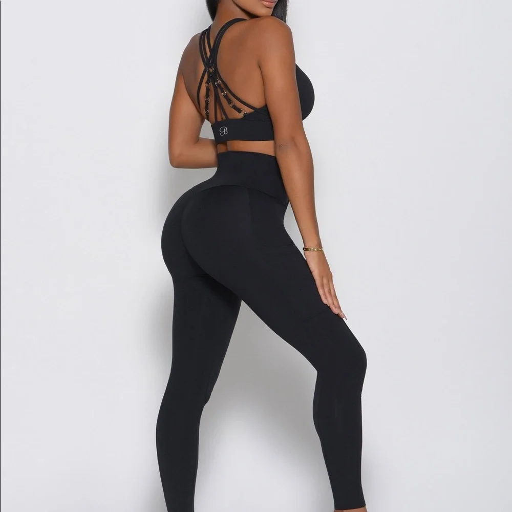 🖤SOLD🖤Like new bombshell contour leggings - Picture 2 of 7